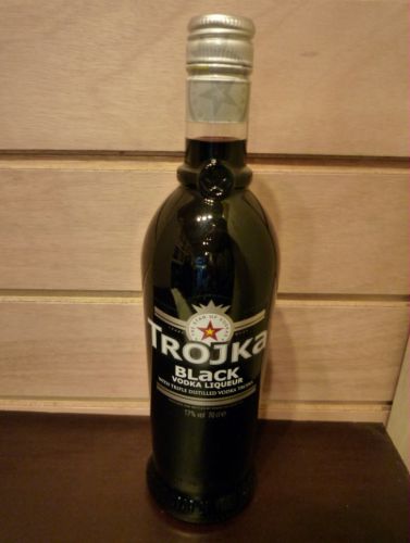 Trojka black 17° 70cl Image